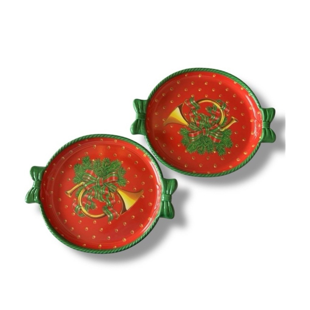 Vintage Plastic Christmas Trays Holiday Deluxe French Horn Large Cookie Plates 2
